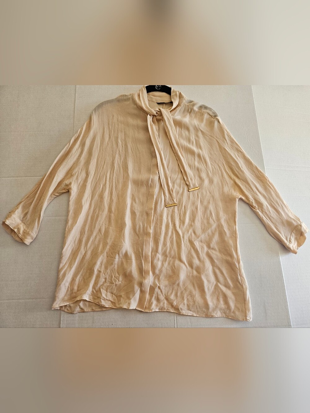Massimo Dutti 100% Silk Tie Neck Blouse Creamy Beige Fluid Oversized Top- 10